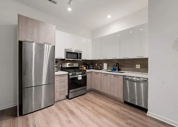 Modern 3br Near Mccormick & South Loop Chicago