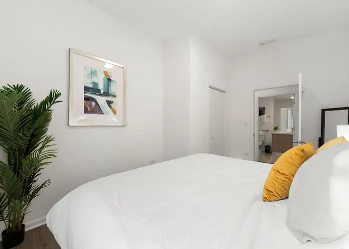Modern 3br Near Mccormick & South Loop Chicago