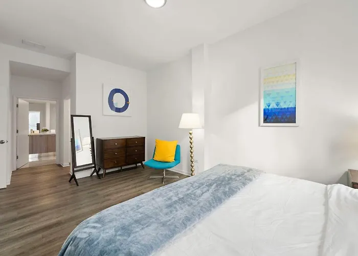 Modern 3br Near Mccormick & South Loop * Chicago